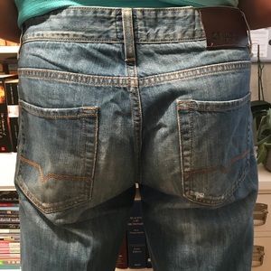 HUGO BOSS ORANGE Men’s Regular Fit Jeans - 32-33